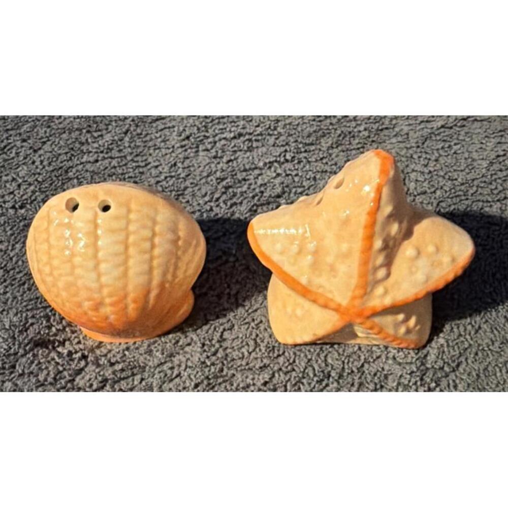 Vintage Salt & Pepper Shakers Starfish Seashell